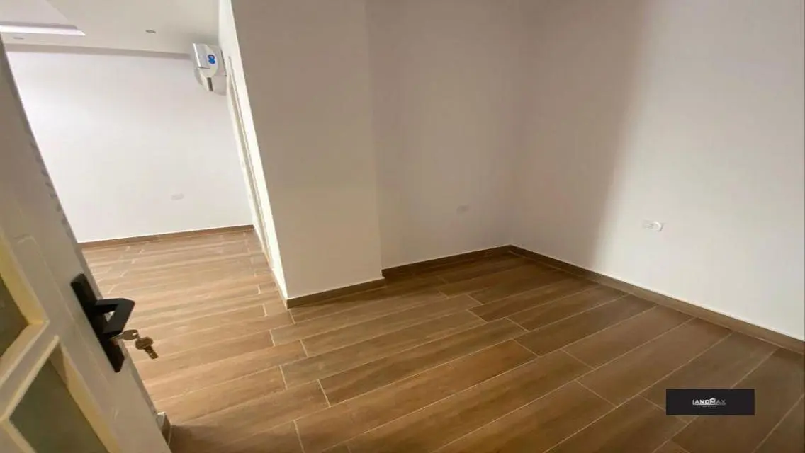 Luxury Apartment for Sale in Spectrum-LG-150-3-4
