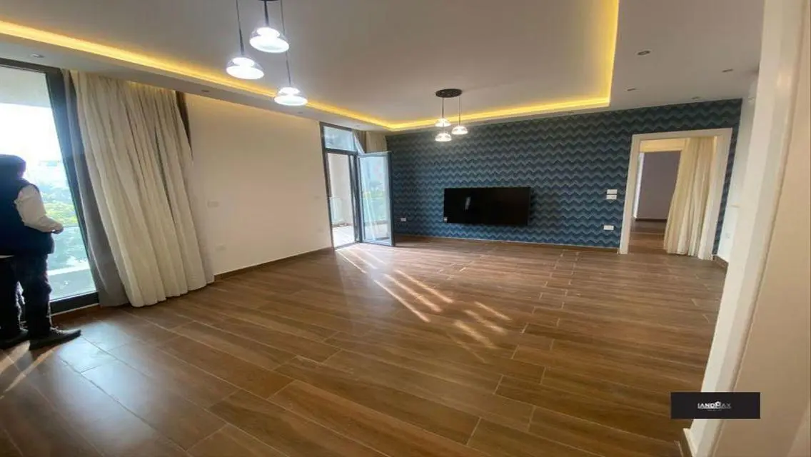 Luxury Apartment for Sale in Spectrum-LG-150-3-4