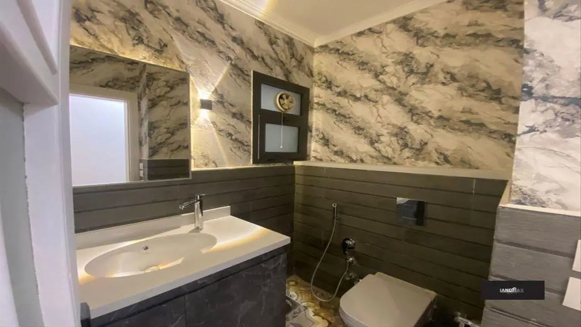 Luxury Apartment for Sale in Spectrum-LG-150-3-4