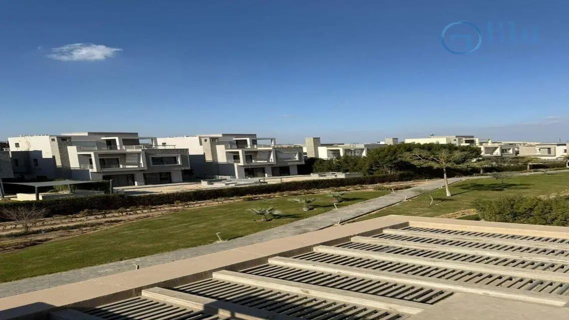 Luxurious Apartment with Private Garden and Maid Room