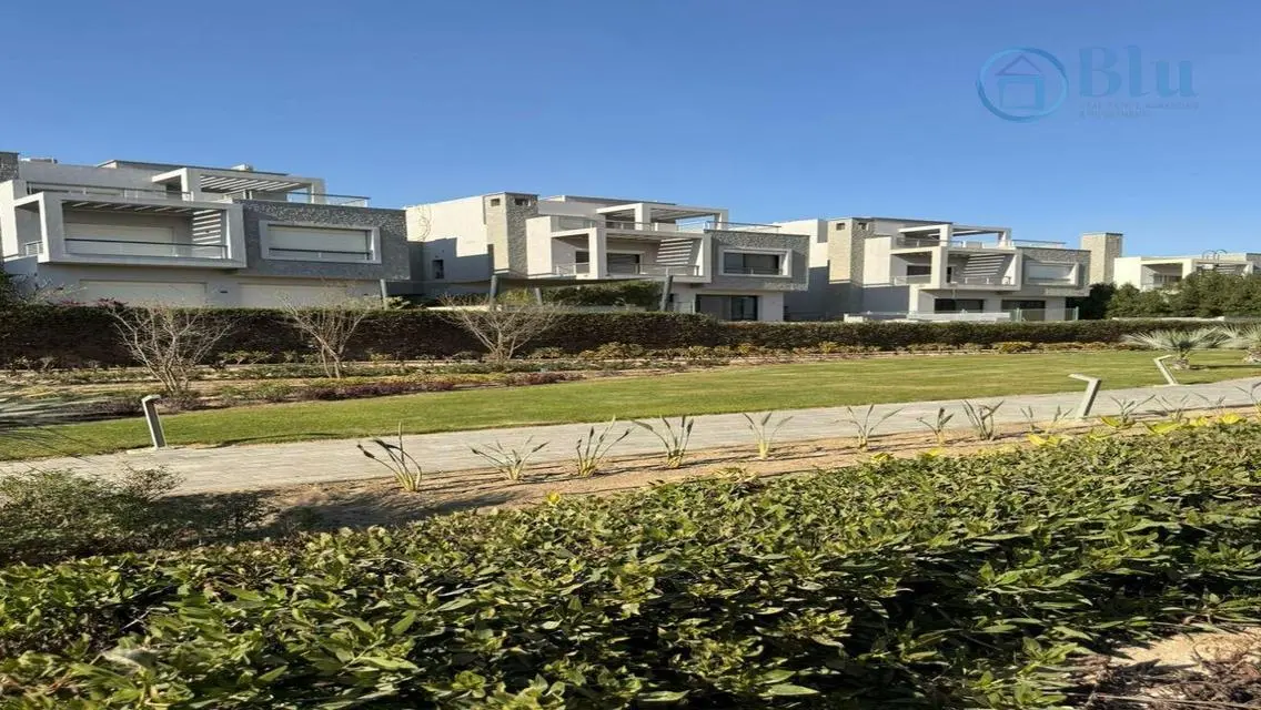 Luxurious Apartment with Private Garden and Maid Room