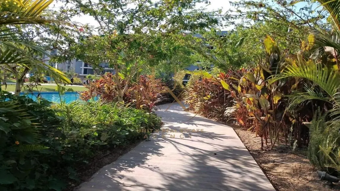 Luxury Villas for Sale with Pool and Private Garden