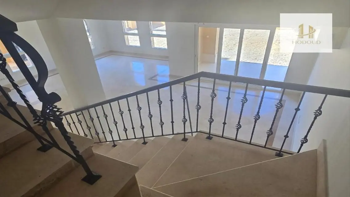 Spacious 250 sqm Apartment for Sale