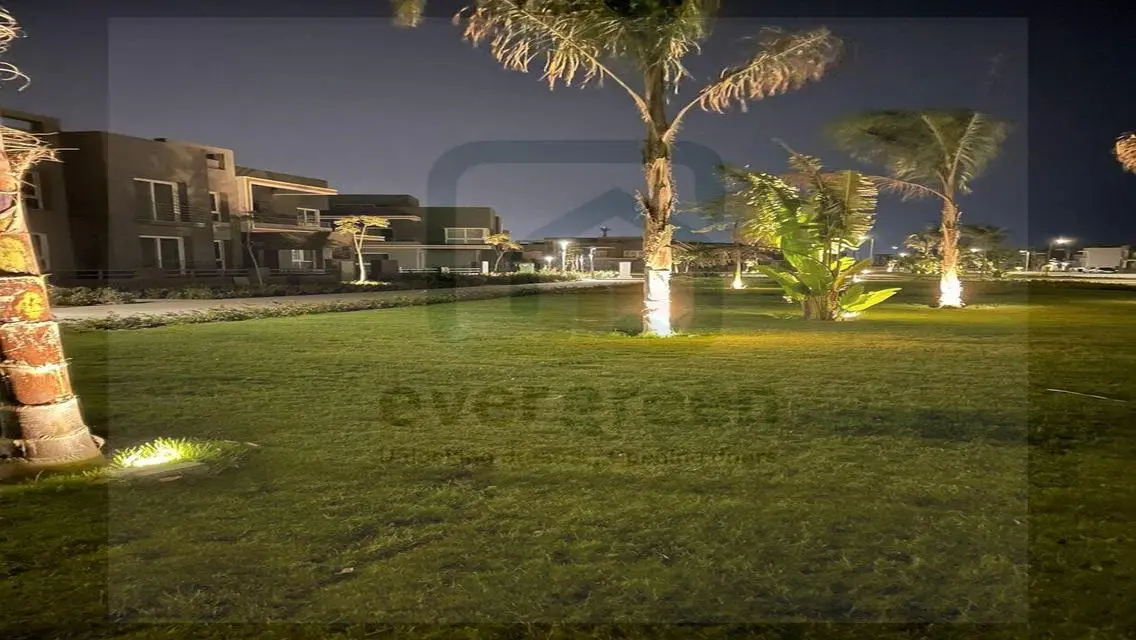 Luxury 3-Bedroom Villa with Stunning Lake Views