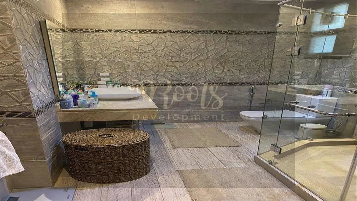 Spacious 3-Bedroom Apartment for Sale with a Beautiful Balcony
