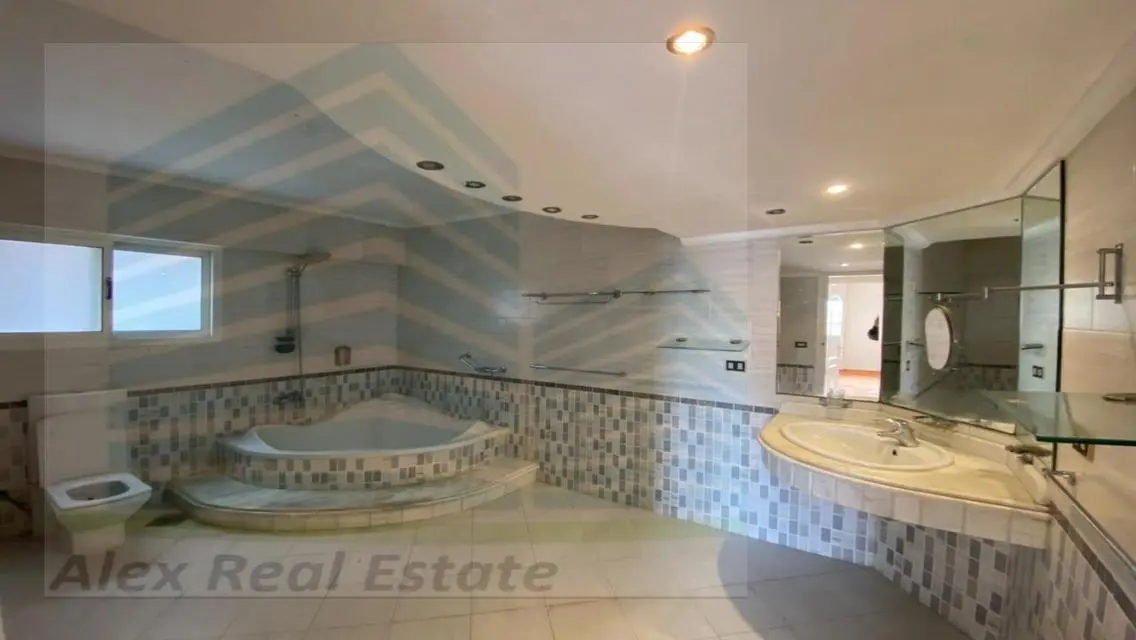 Luxury Apartment for Rent in Prime Location