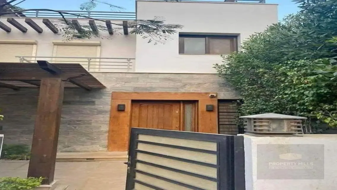 فيلا مذهلة مع مرافق فاخرة للبيع