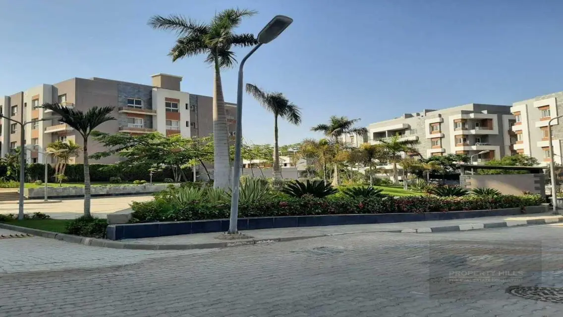 Luxurious Apartment with Stunning View in Prime Location