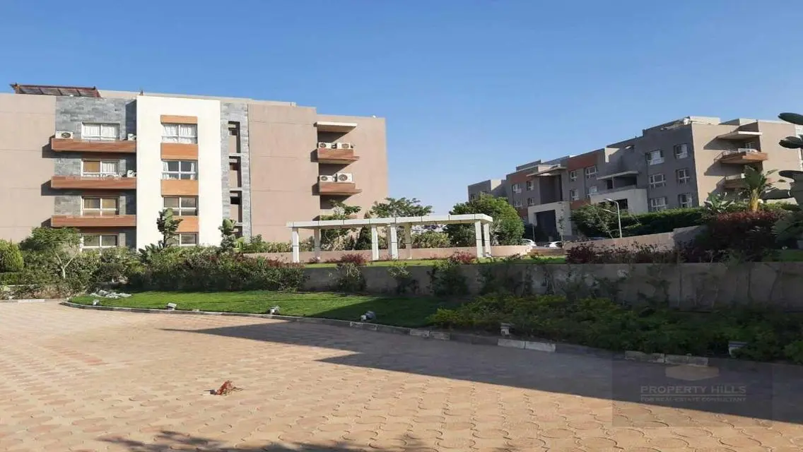 Luxurious Apartment with Stunning View in Prime Location
