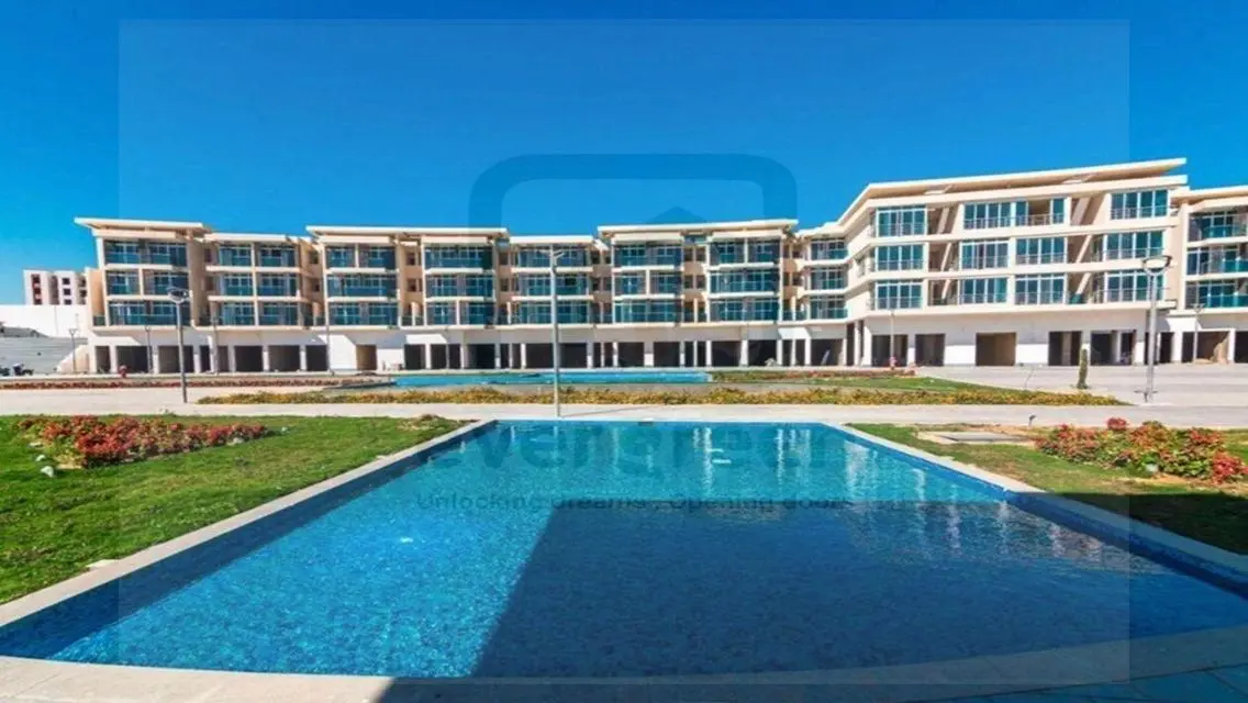 Luxury Villa for Sale in October 6 Beside Lakes