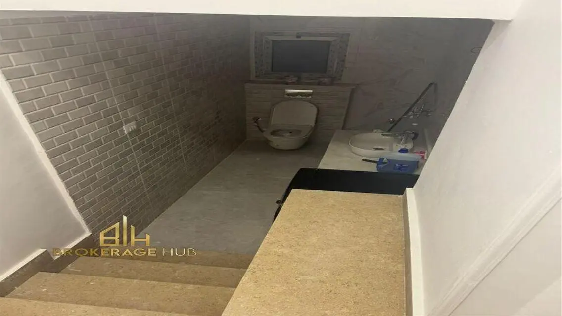 شقة مفروشة للإيجار في هايد بارك