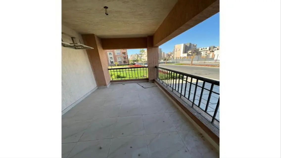 Luxury Apartment for Sale in Madinaty 98-B8