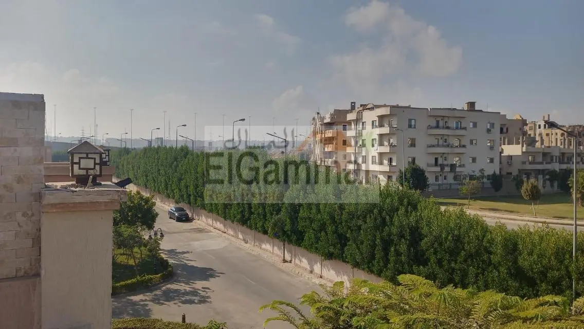 فيلا فاخرة مع حديقة خاصة ووسائل راحة متميزة