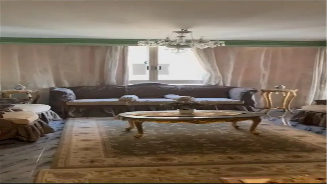 شقة فاخرة مع شرفة وإطلالة رائعة