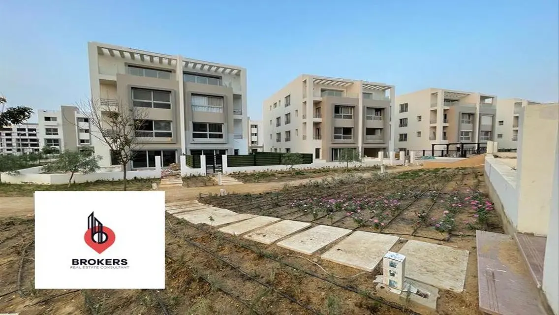 Luxury Villa for Sale at 16,000,000