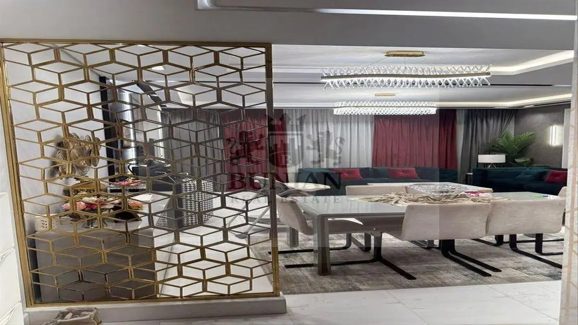 Luxurious Apartment in Dusit Thani