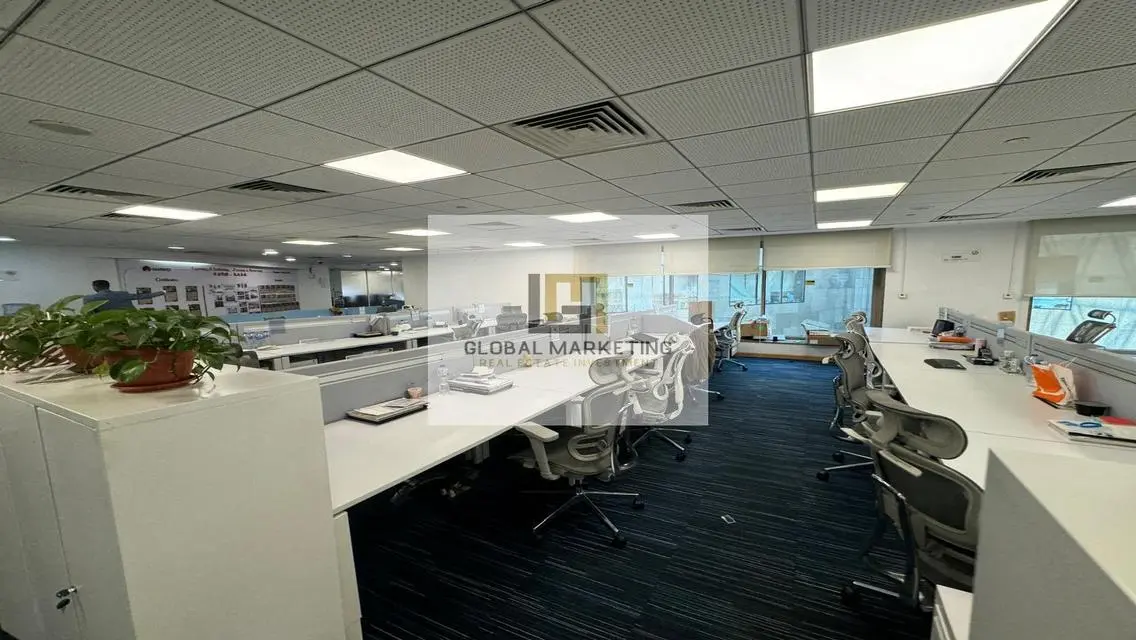 Modern Office Space of 600 sqm for Sale