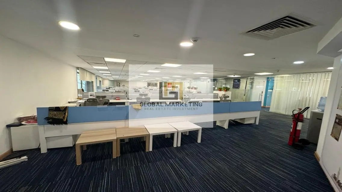 Modern Office Space of 600 sqm for Sale