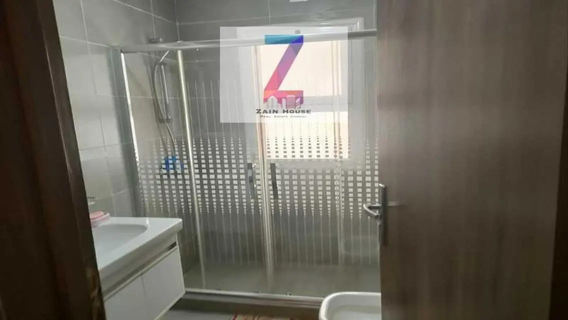 Stunning Apartment for Sale with Spacious Area