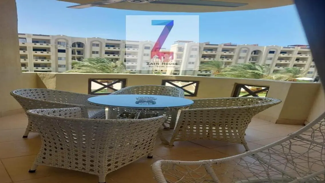 Luxurious Apartment for Sale with Stunning Lake View