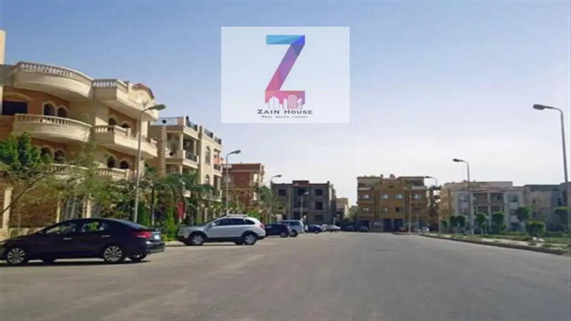 شقة فاخرة بمساحة 33 متر بحديقة خاصة