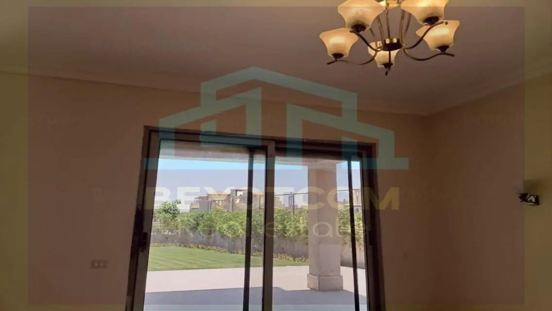 Luxury Apartment for Sale at 80000 EGP - Stunning Lake View