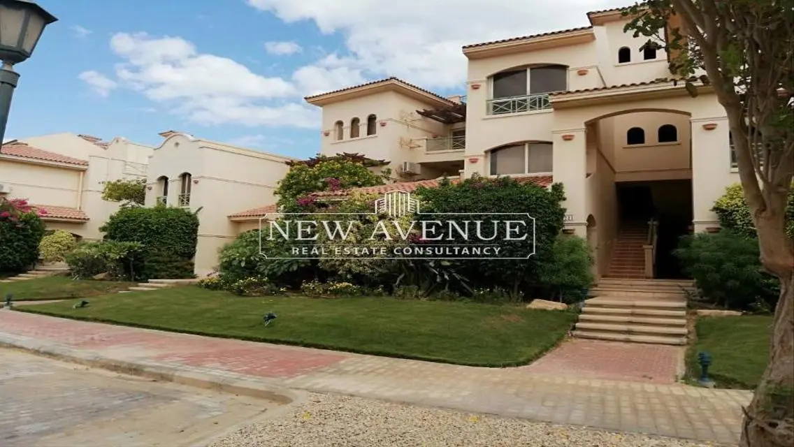 Luxurious 5-Bedroom Apartment with Stunning View in City Center
