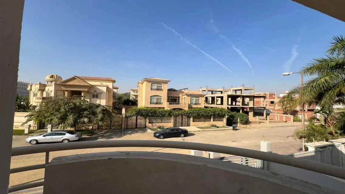 Luxury Villa with Pools and Garden Amenities