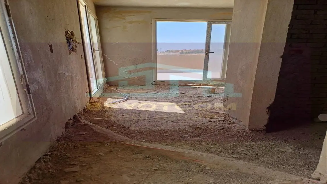 فيلا فاخرة 6 غرف بإطلالة ساحرة على البحيرات