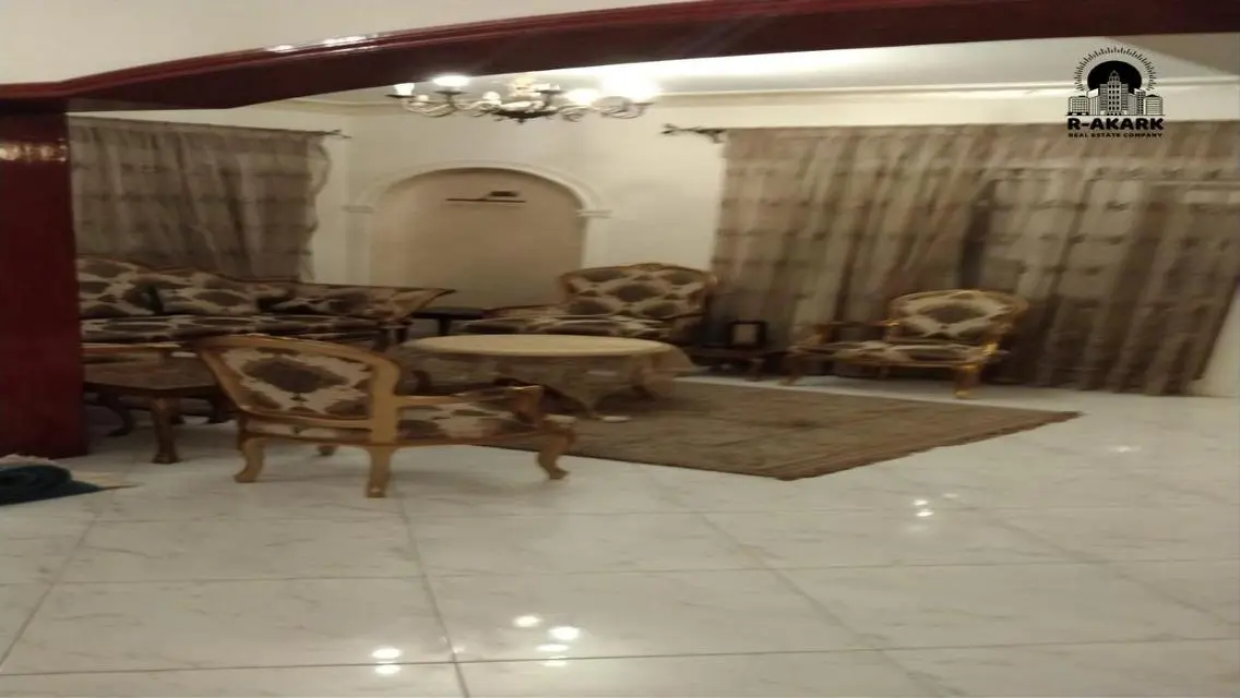 Luxurious 170 sqm Apartment with Full Amenities