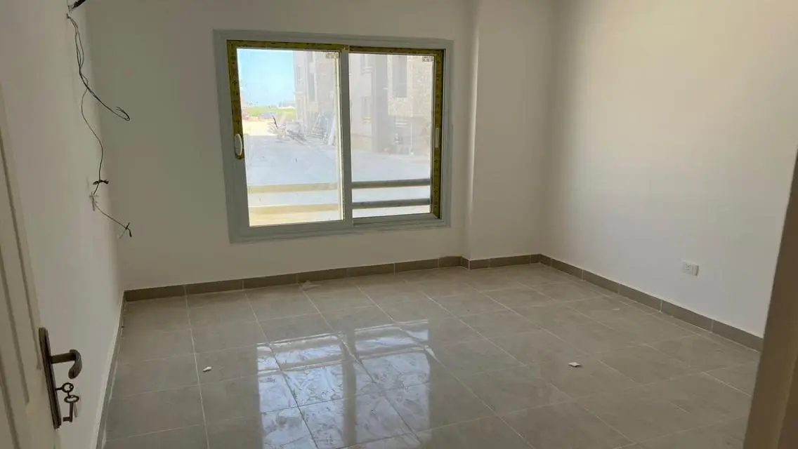 شقة فاخرة مطلة على بحيرات رائعة