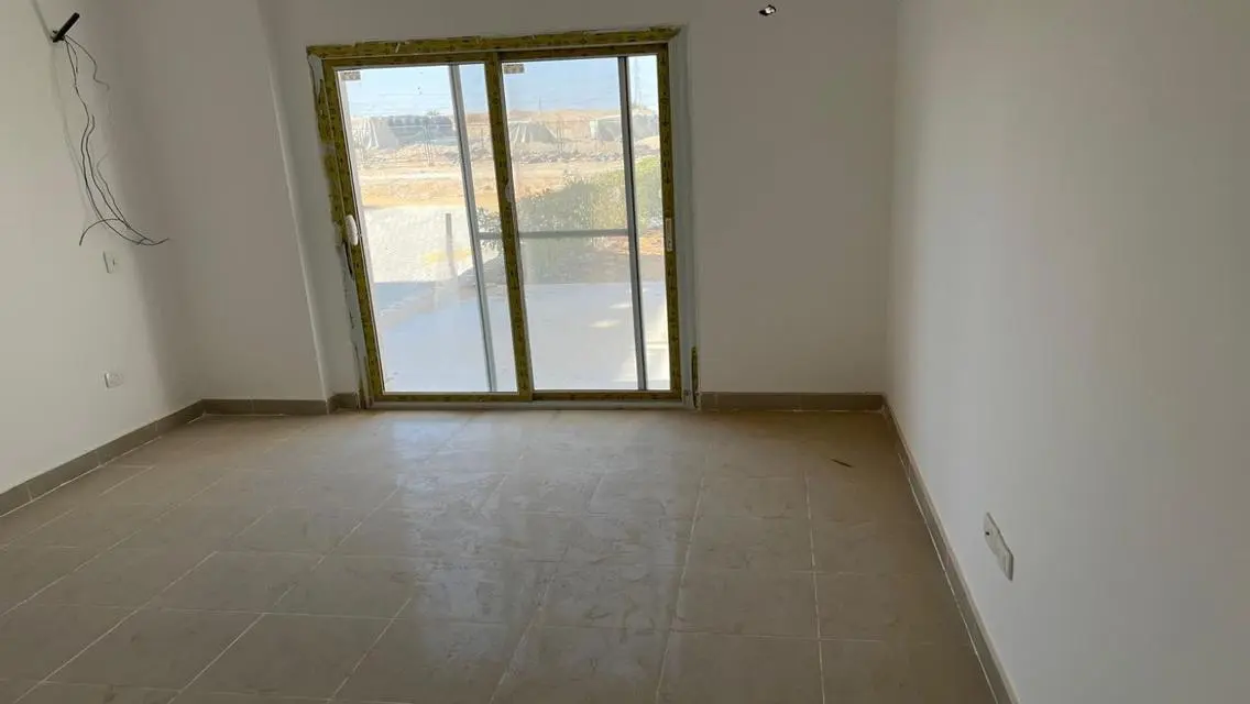 شقة فاخرة مطلة على بحيرات رائعة