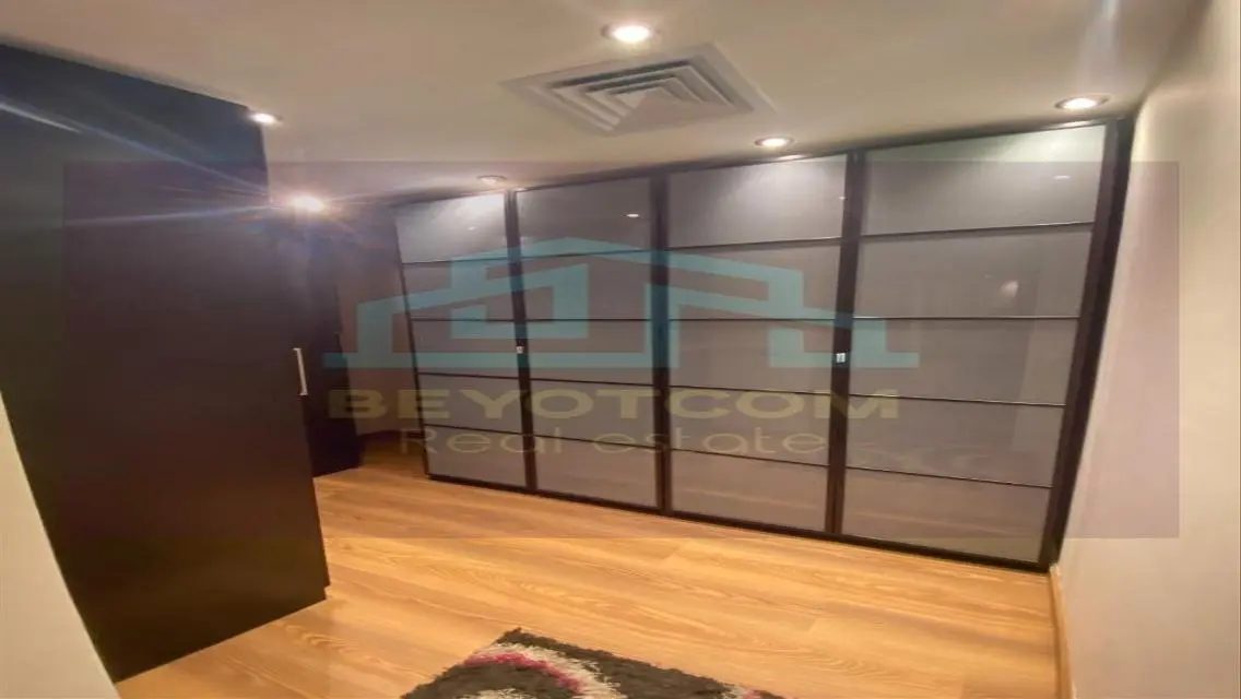 Luxury Apartment for Sale with Stunning Views