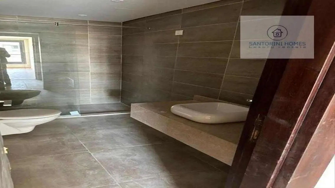 Luxury Apartment in Santorini Homes - For Rent