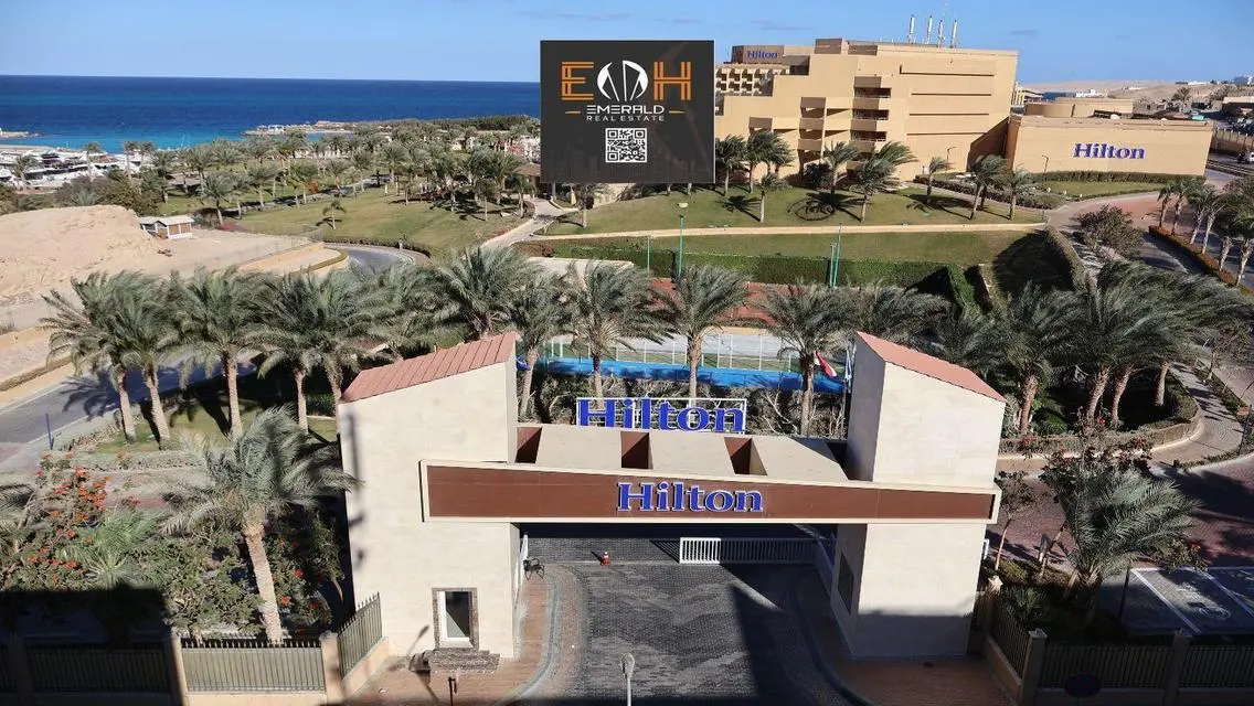 Luxury Apartment for Sale Near Stunning Lakes