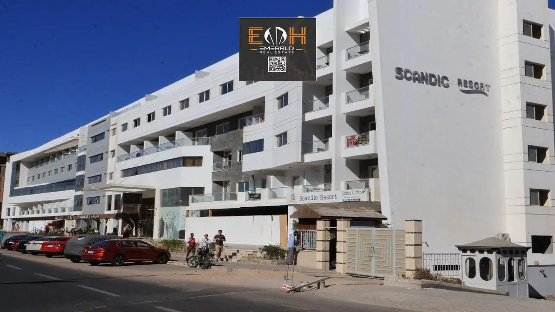 Luxurious Apartment with Spacious Area and Stunning Views