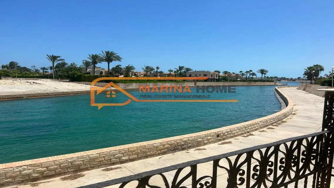 Luxury Villa for Sale in Marina 6 Overlooking Private Lakes