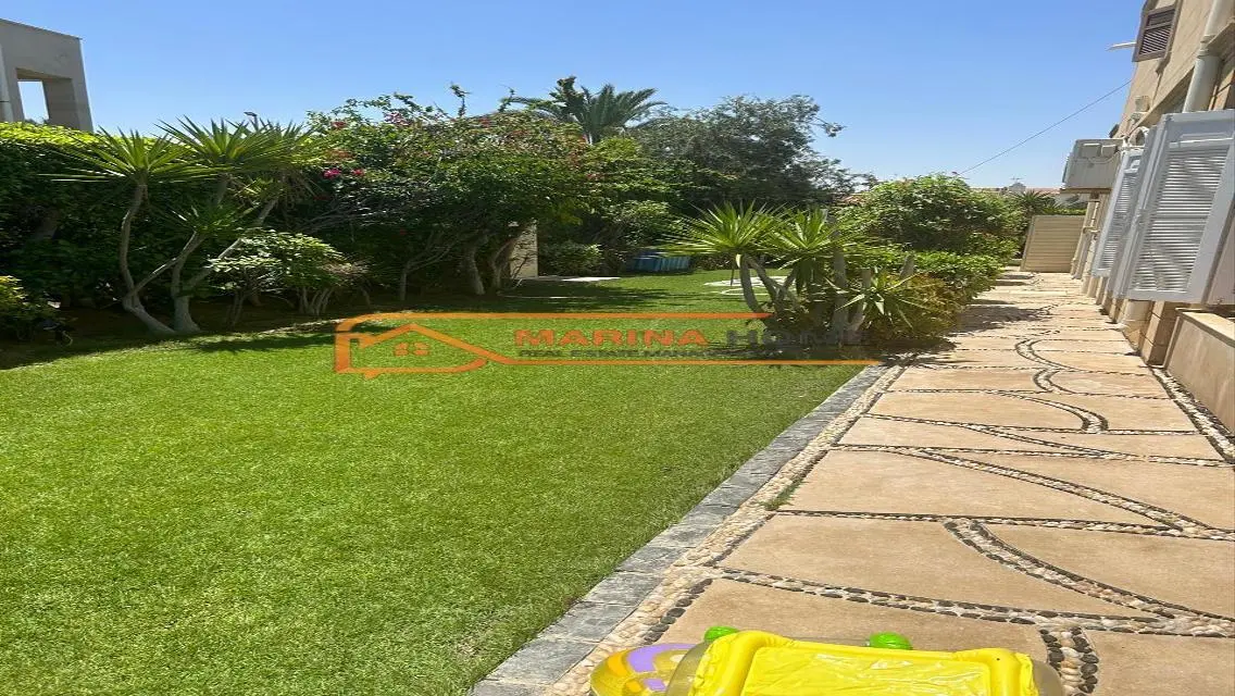 Luxury Villa for Sale in Marina 6 Overlooking Private Lakes