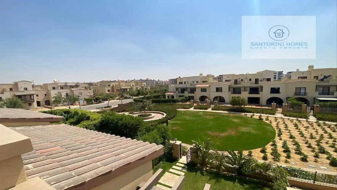 إيجارات فاخرة في سانتوريني