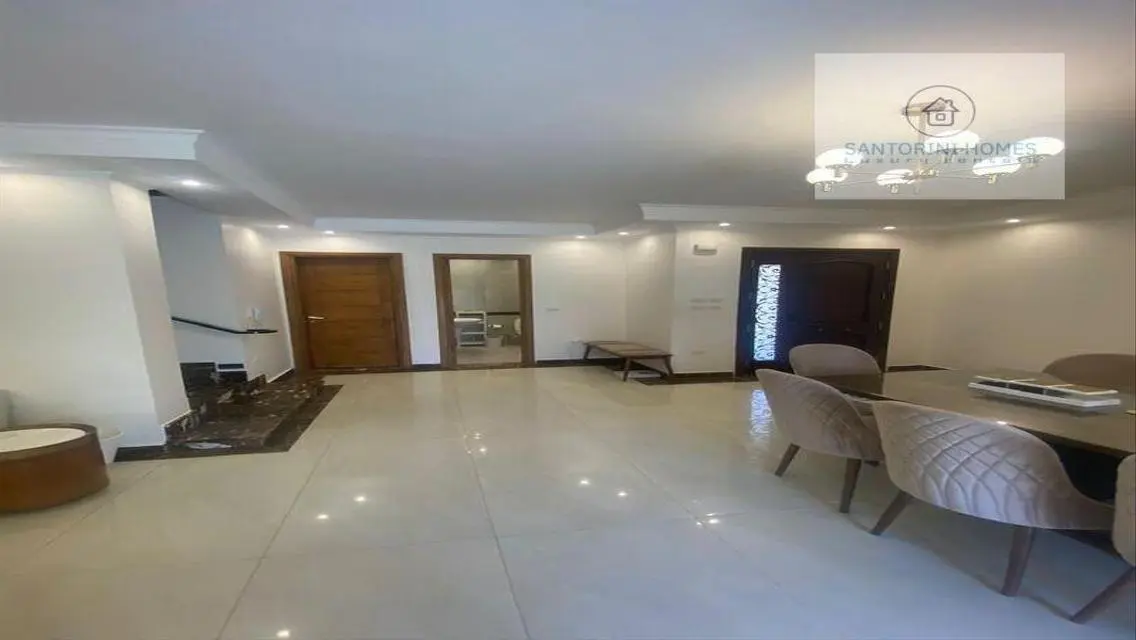 إيجارات فاخرة في سانتوريني