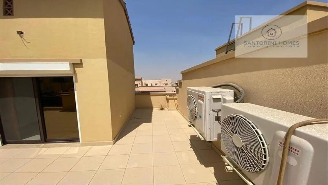 إيجارات فاخرة في سانتوريني
