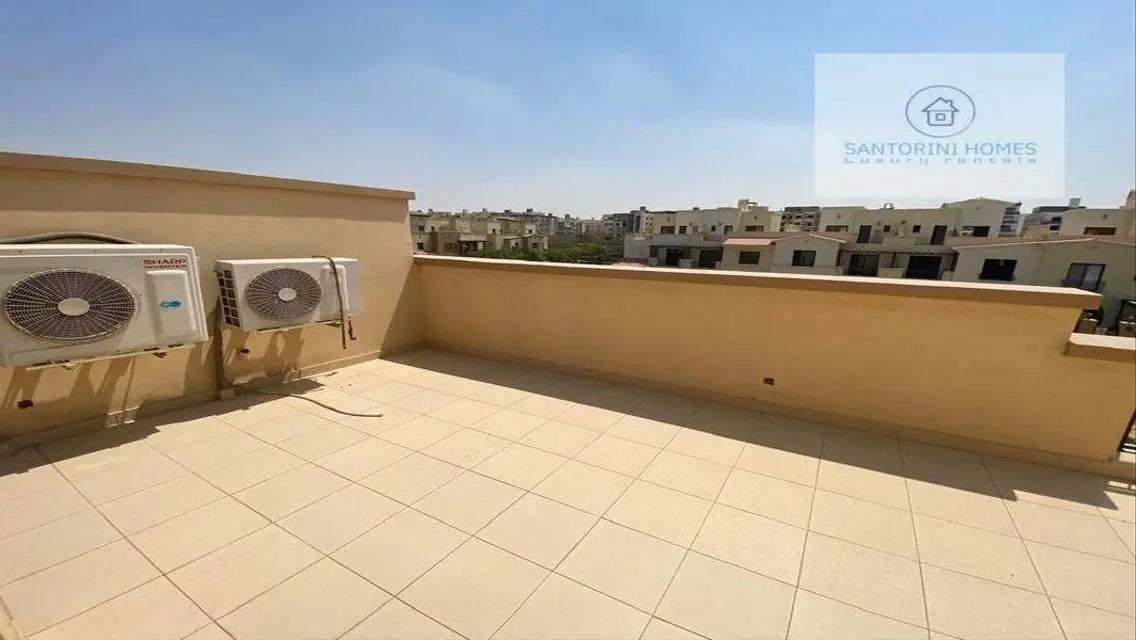 إيجارات فاخرة في سانتوريني