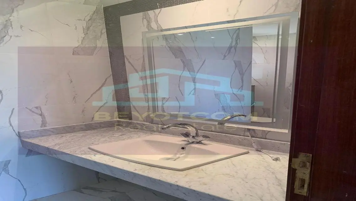 Luxury Apartment with Stunning Views for Sale