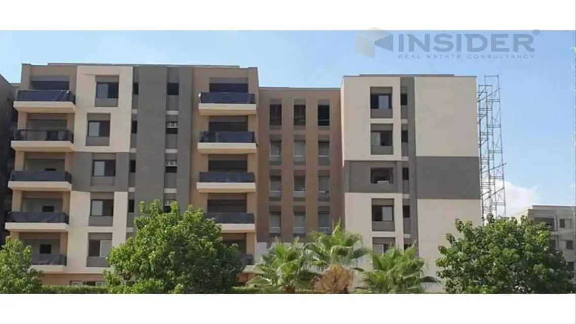 Luxury Apartment in Swanlake Residences