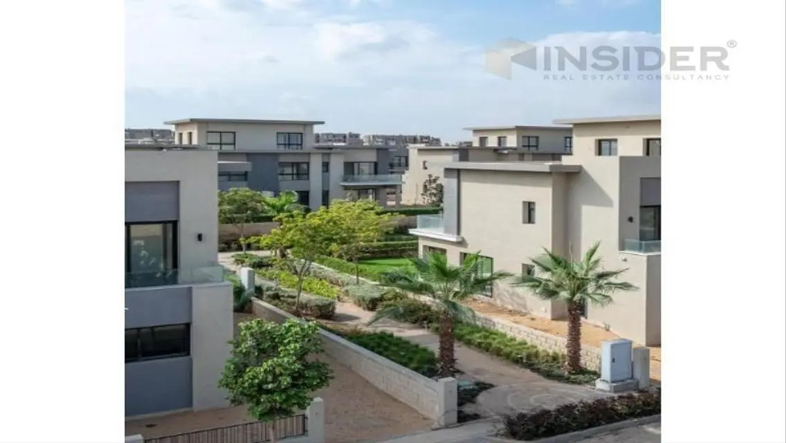 Luxury Apartment in Swanlake Residences