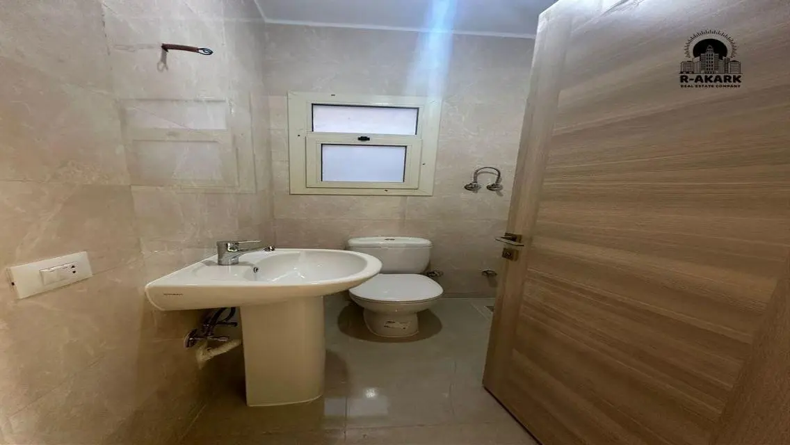 Luxurious Apartment for Sale with Spacious Design