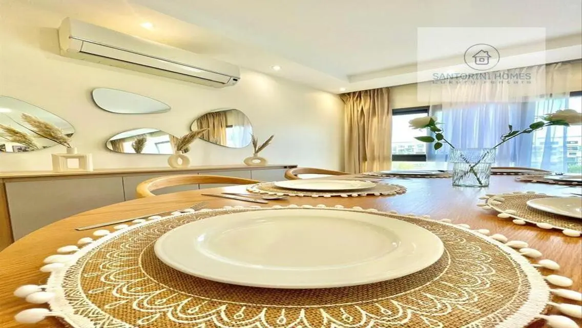 Luxury Apartment for Rent in Santorini - 300 sqm