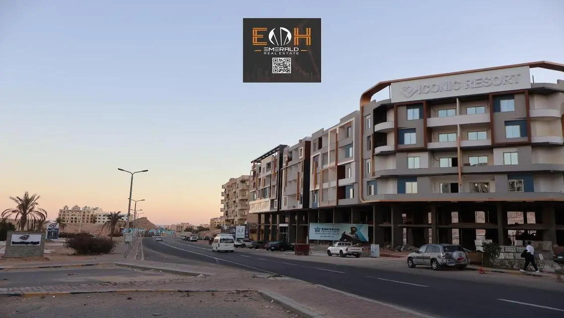 Elegant 300 sqm Apartment with Luxurious Amenities