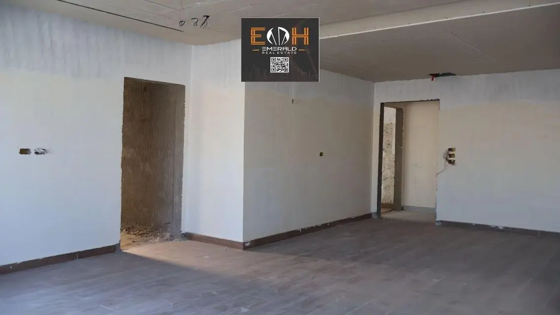 Luxury Apartment with Complete Amenities in Prime Area