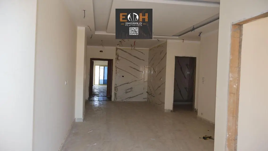شقة فاخرة بمساحة واسعة مع جميع المرافق